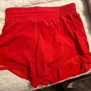 Lululemon Hotty Hot Shorts 4” brand new!